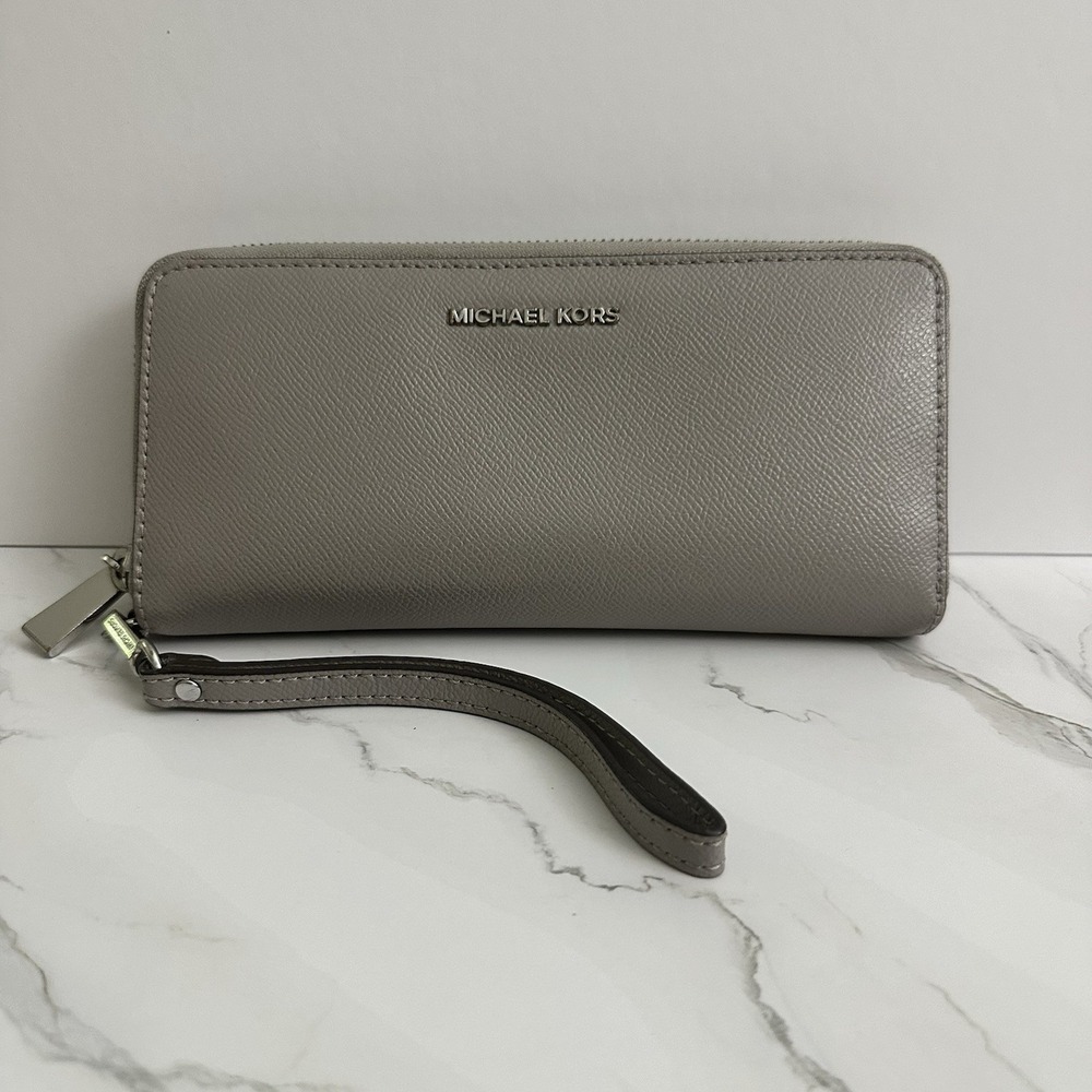 Michael Kors Jet Set Travel Zip Around Continental Wallet Wristlet Gray Leather